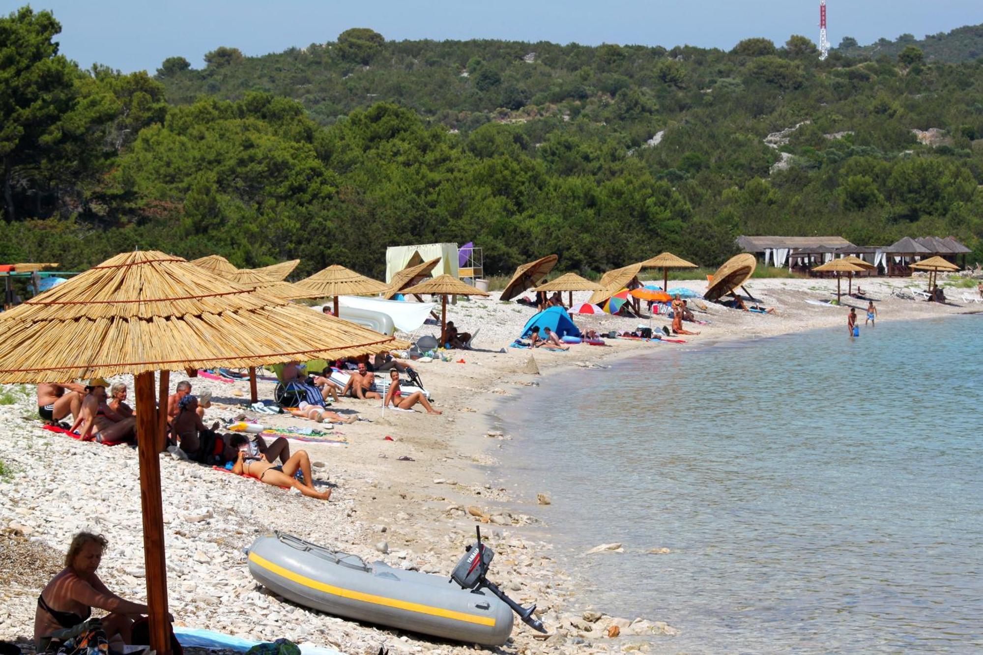 Apartments With A Parking Space Sali, Dugi Otok - 8181 Esterno foto